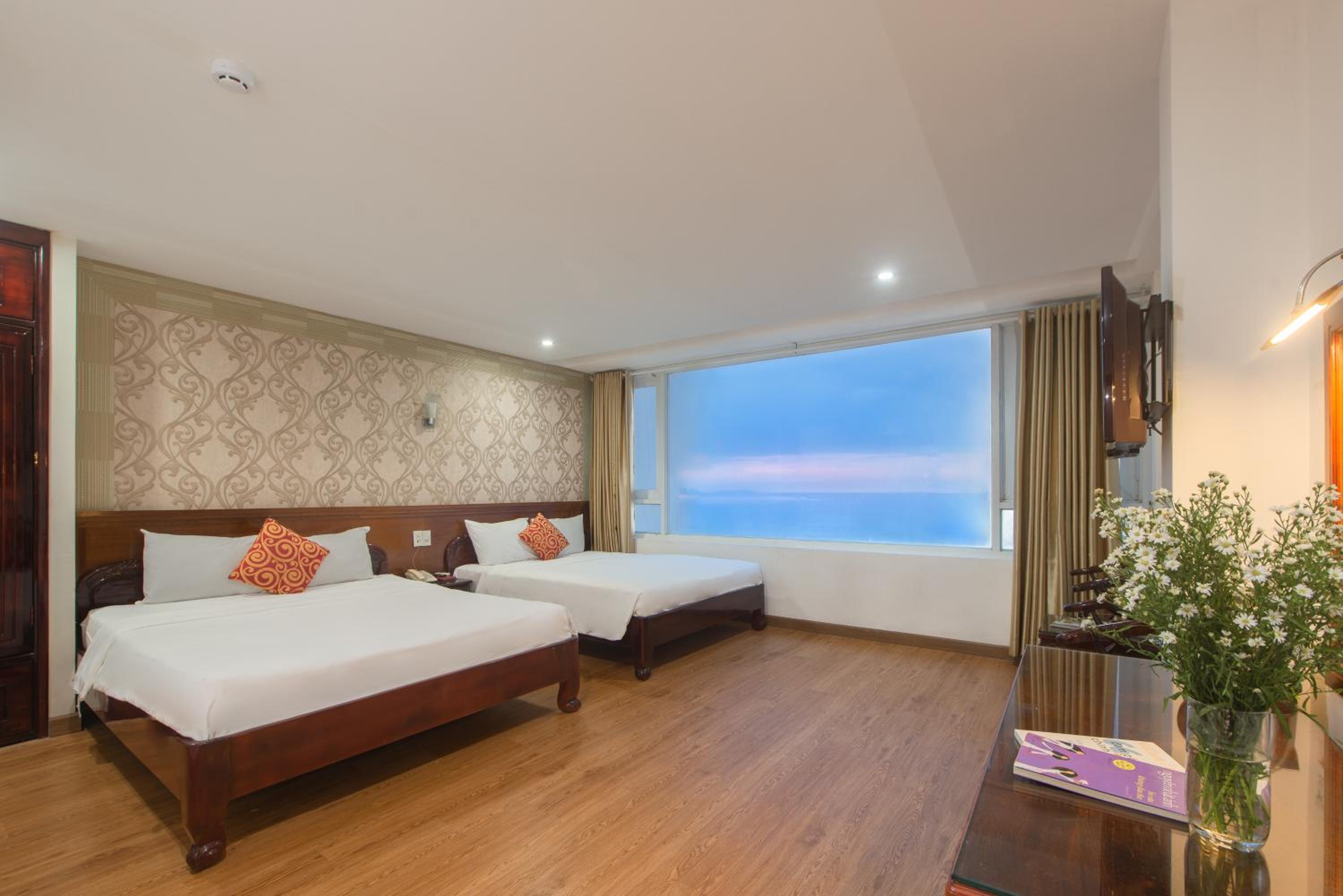 Deluxe Family Sea View