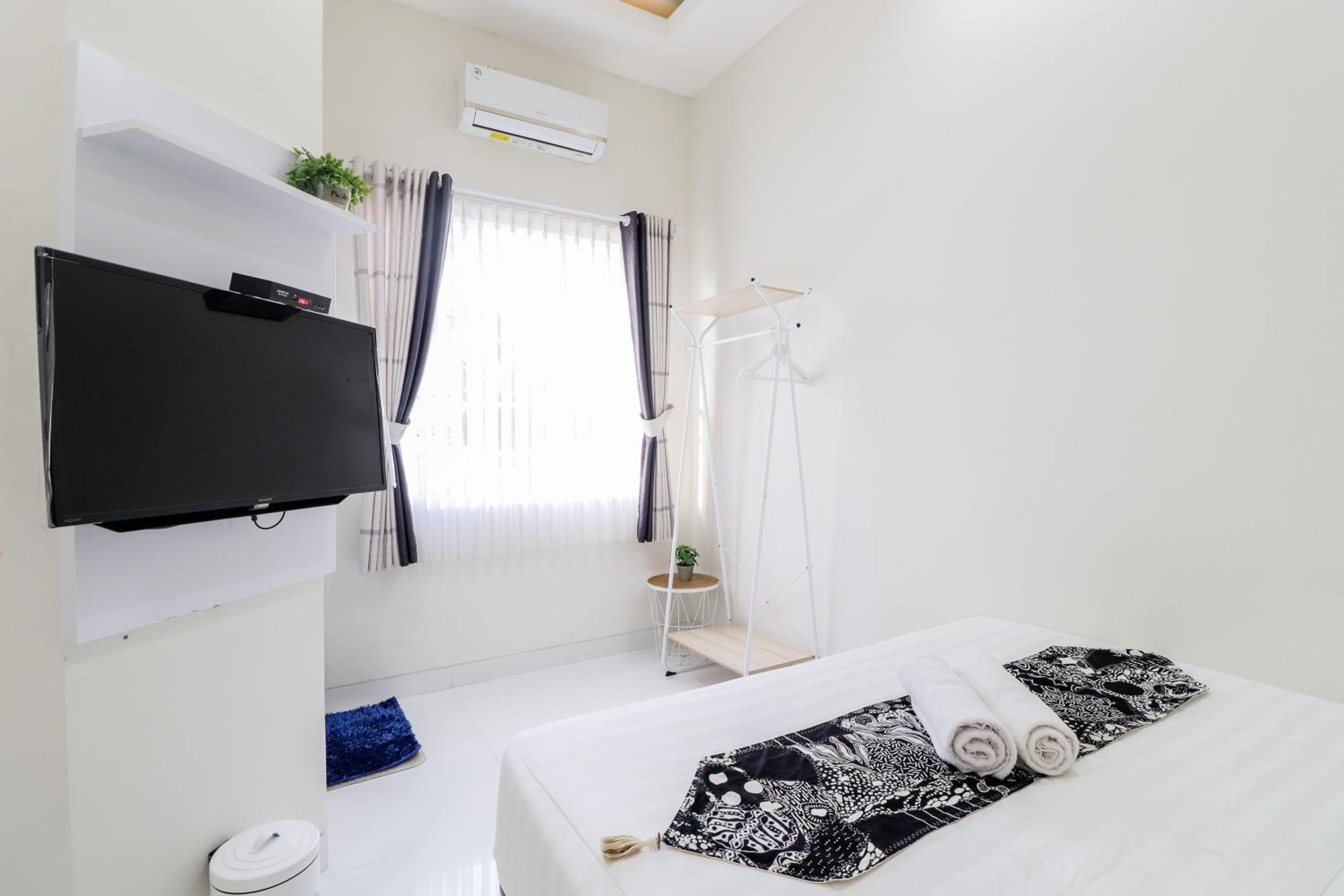 Villa photo 2