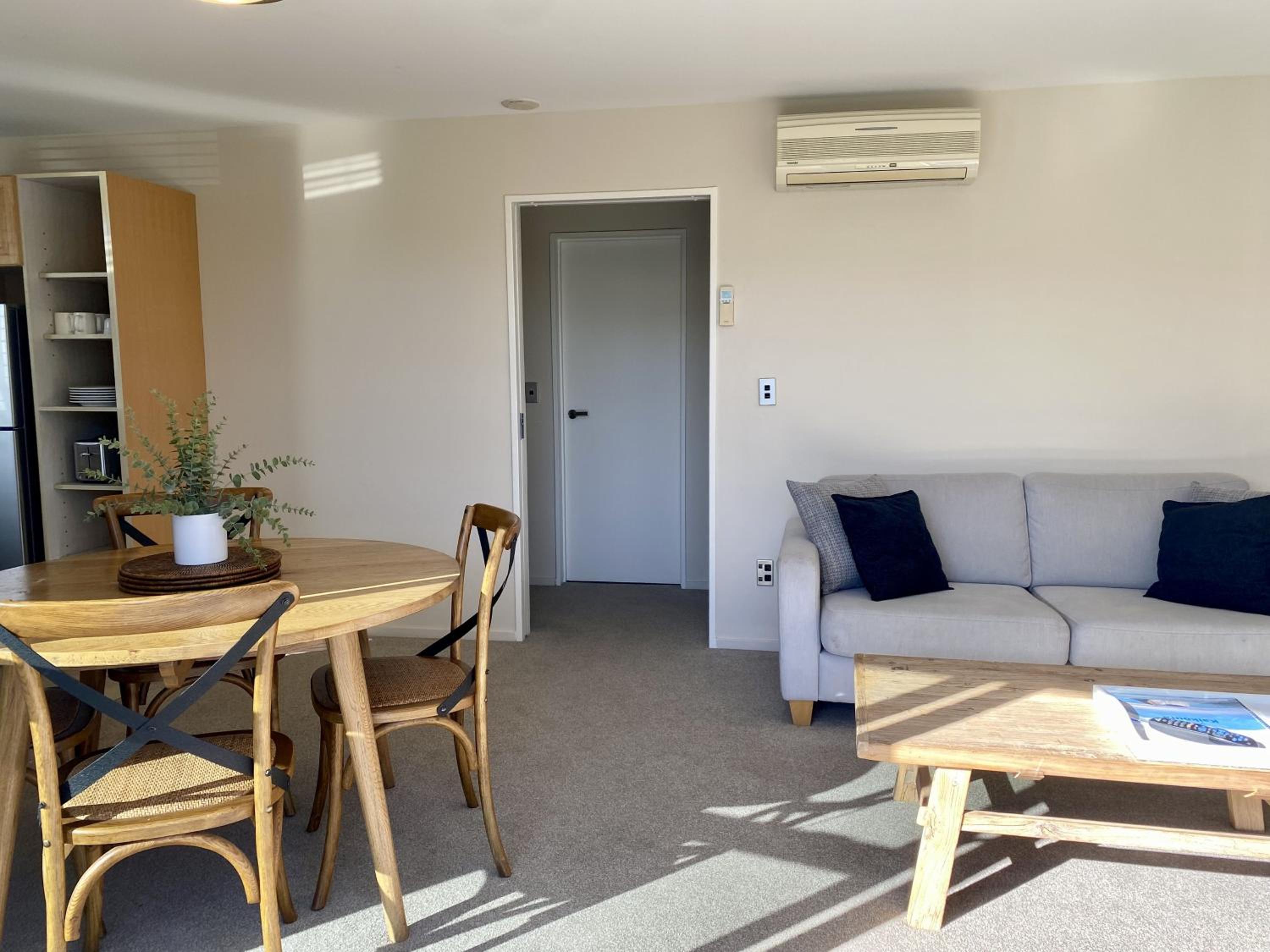 2 Bedroom Ground floor Apartment with Patio - Photo 10