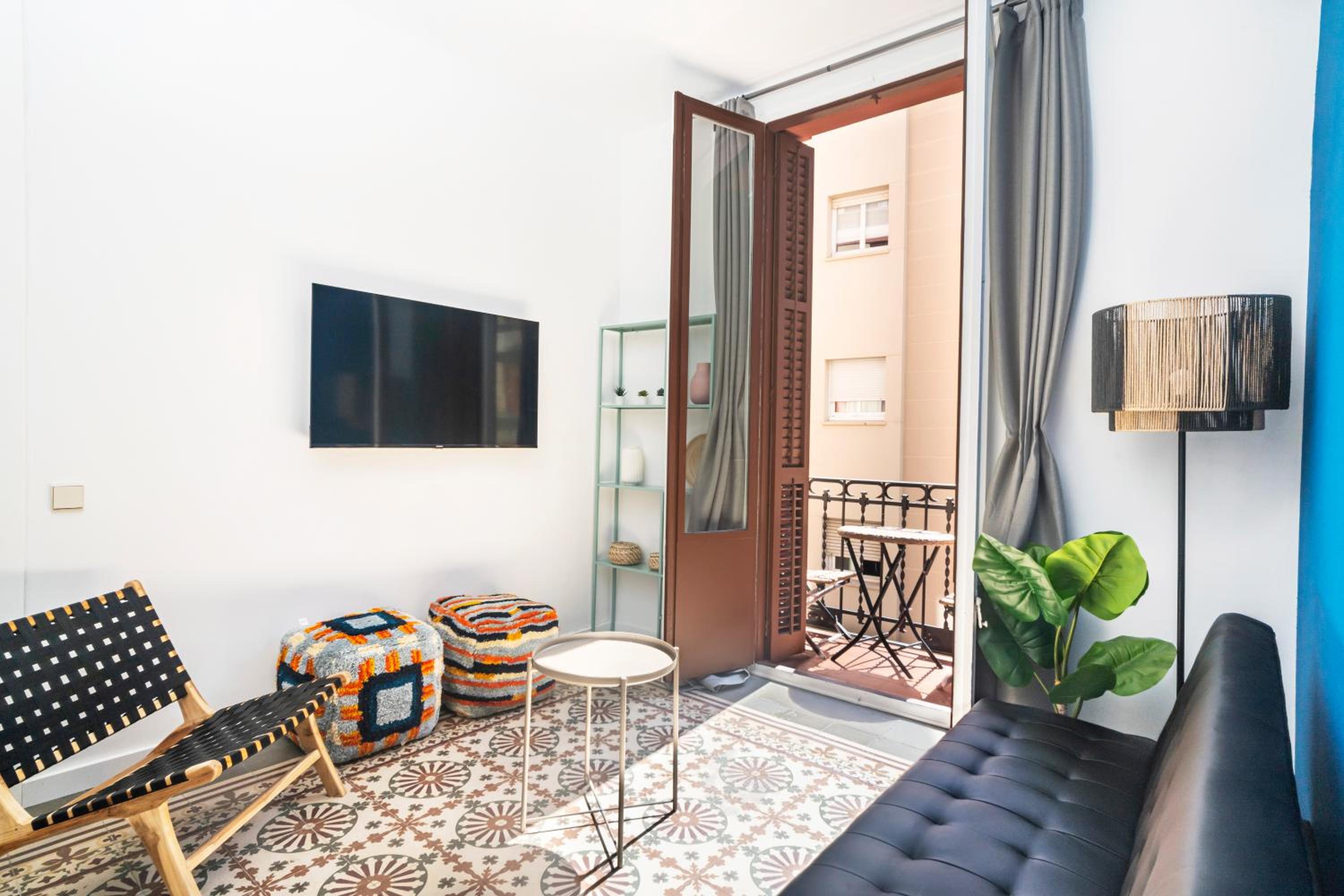 Apartamento con Balcón