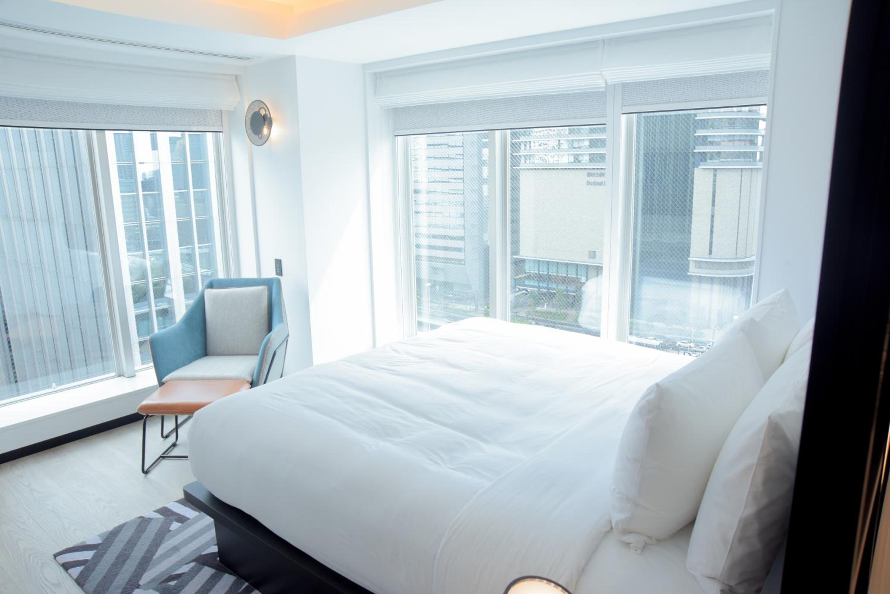 Loft Queen Suite with Sofa Bed