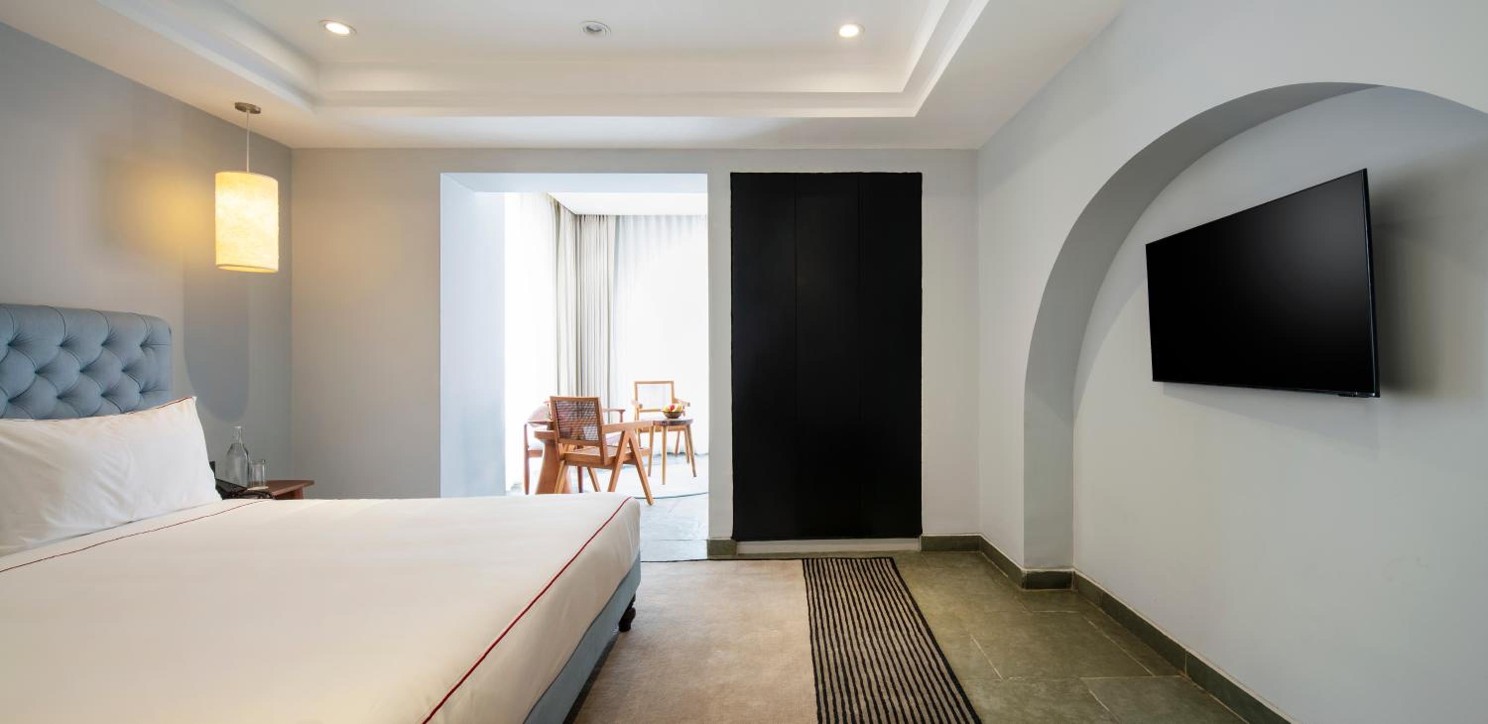 Deluxe Room - Photo 3