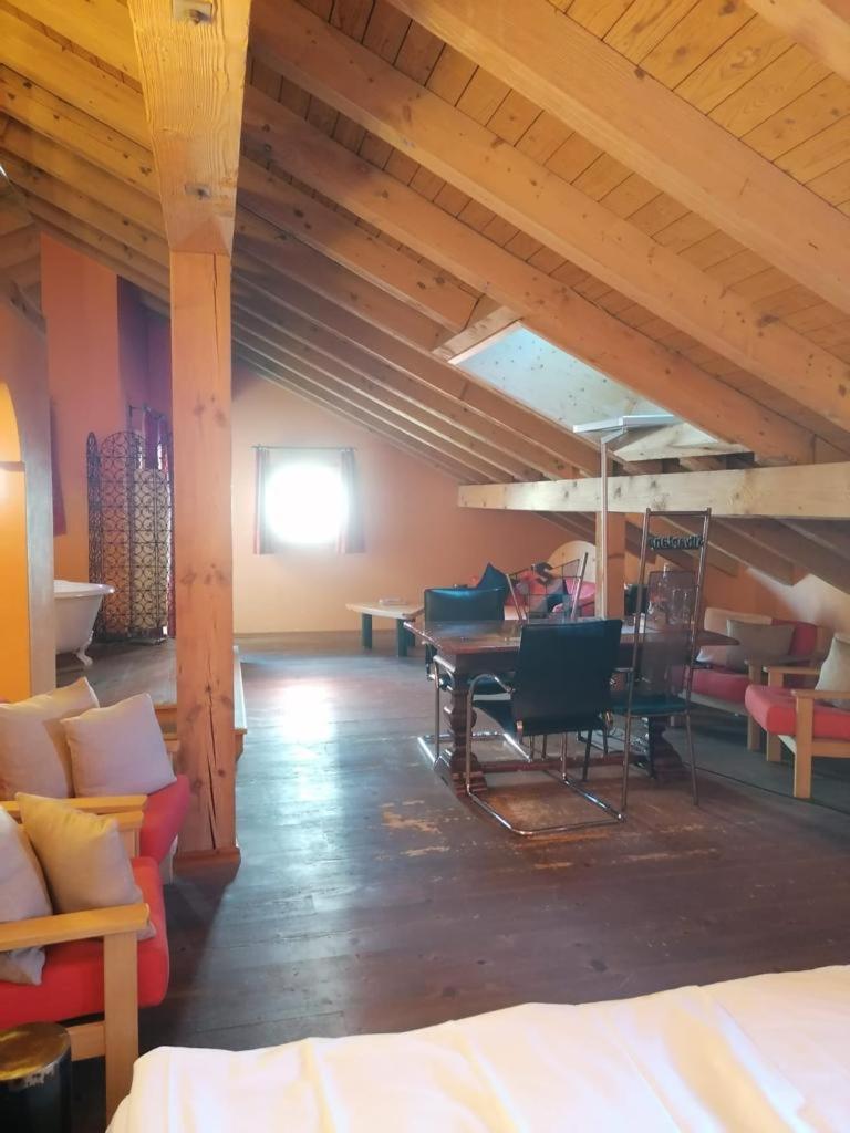 Family Room photo 2