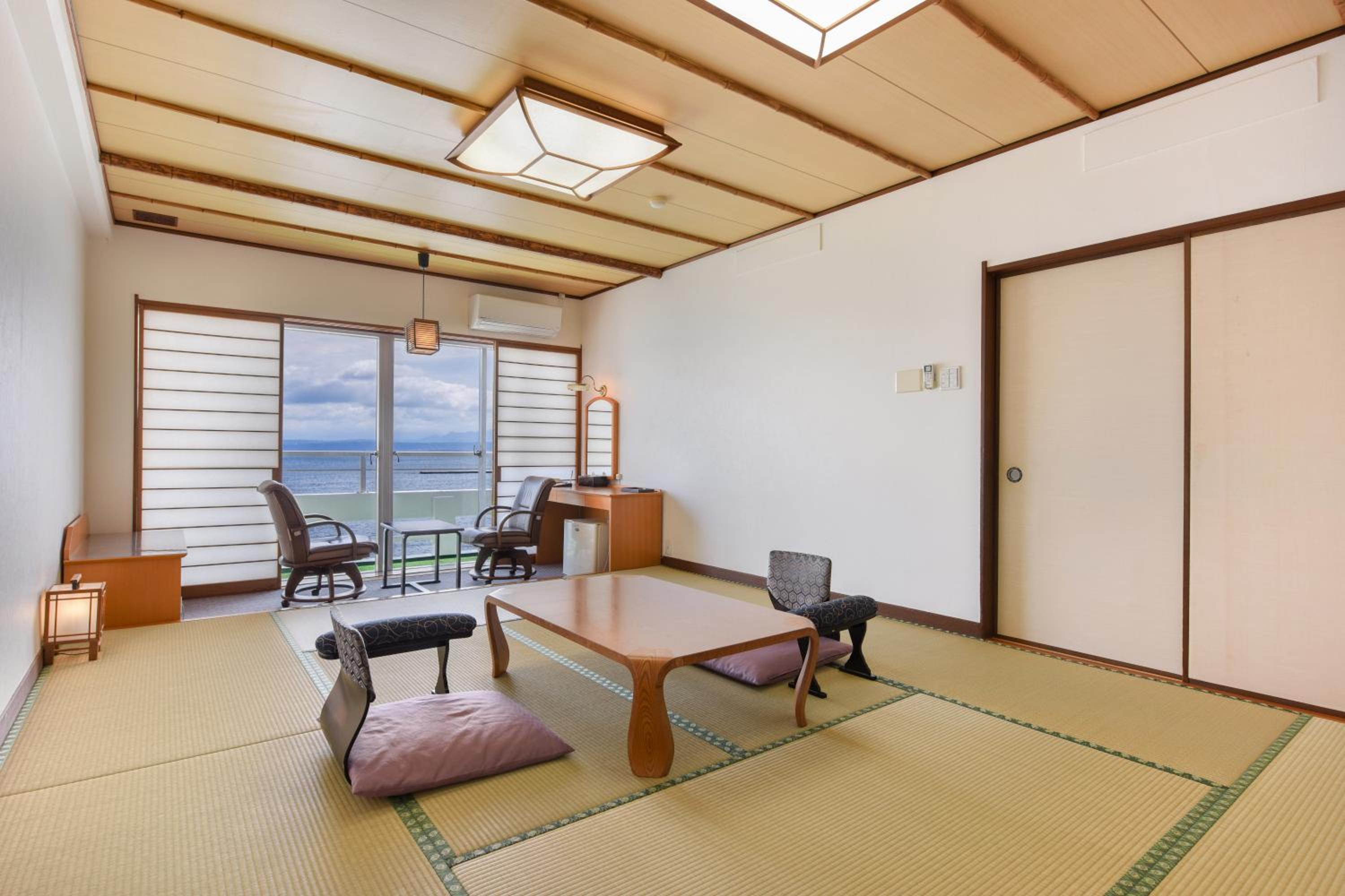 Japanese-Style Room with Sea View photo 1