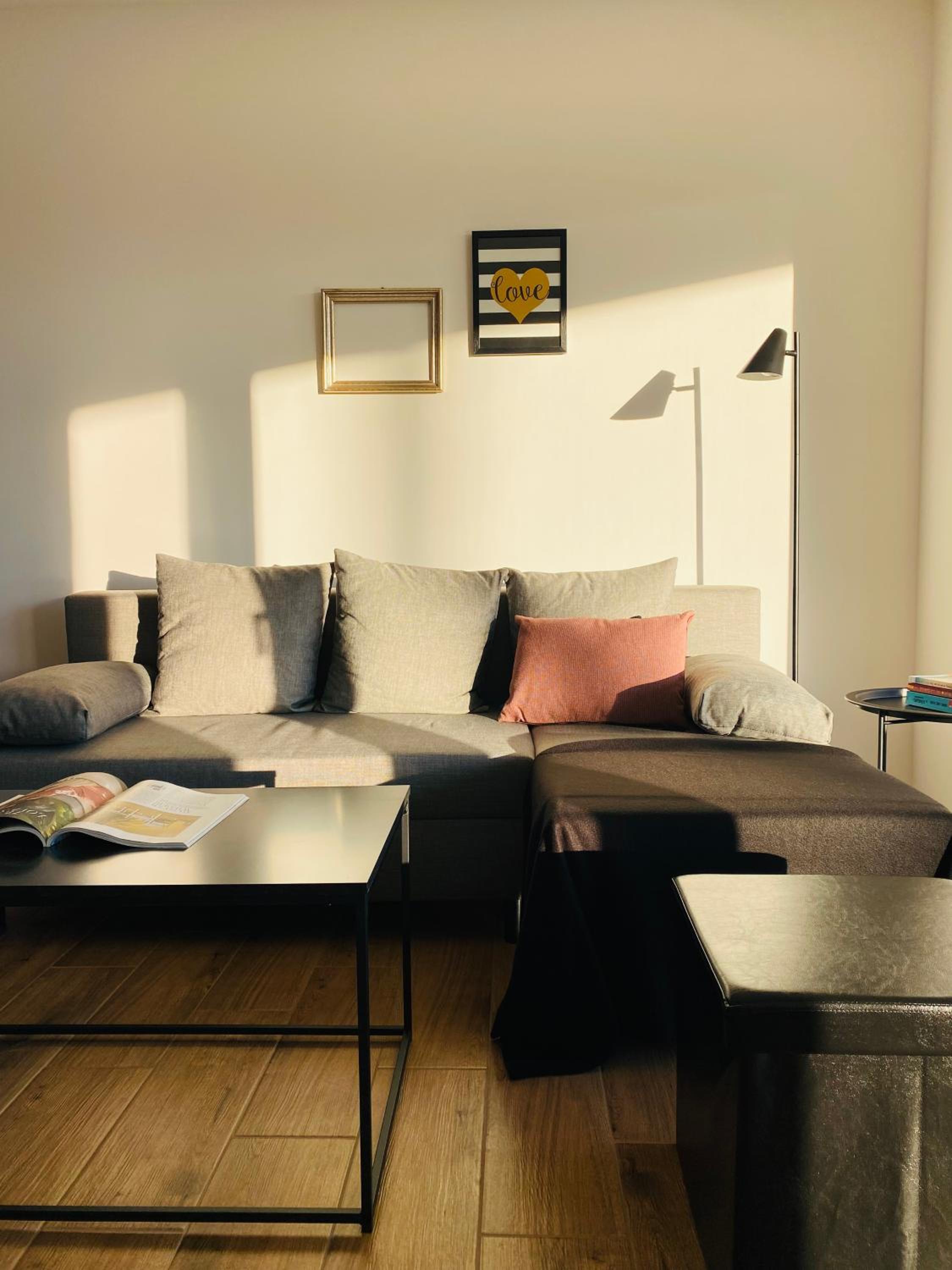 One-Bedroom Apartment with Terrace photo 1