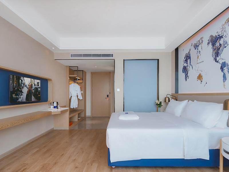 Honorable Double Room with City View