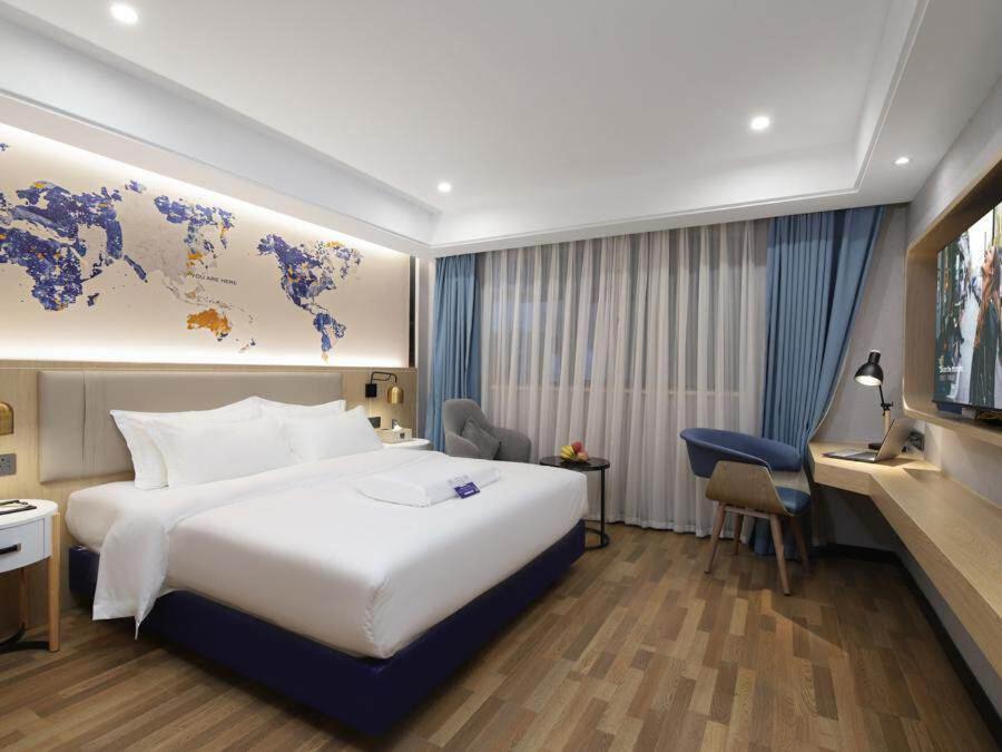 Light Double Room
