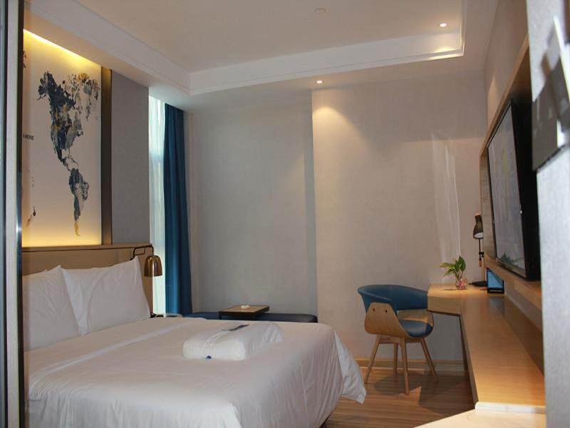 Light Double Room