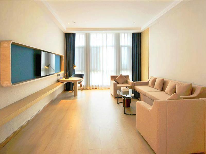 Premier Suite