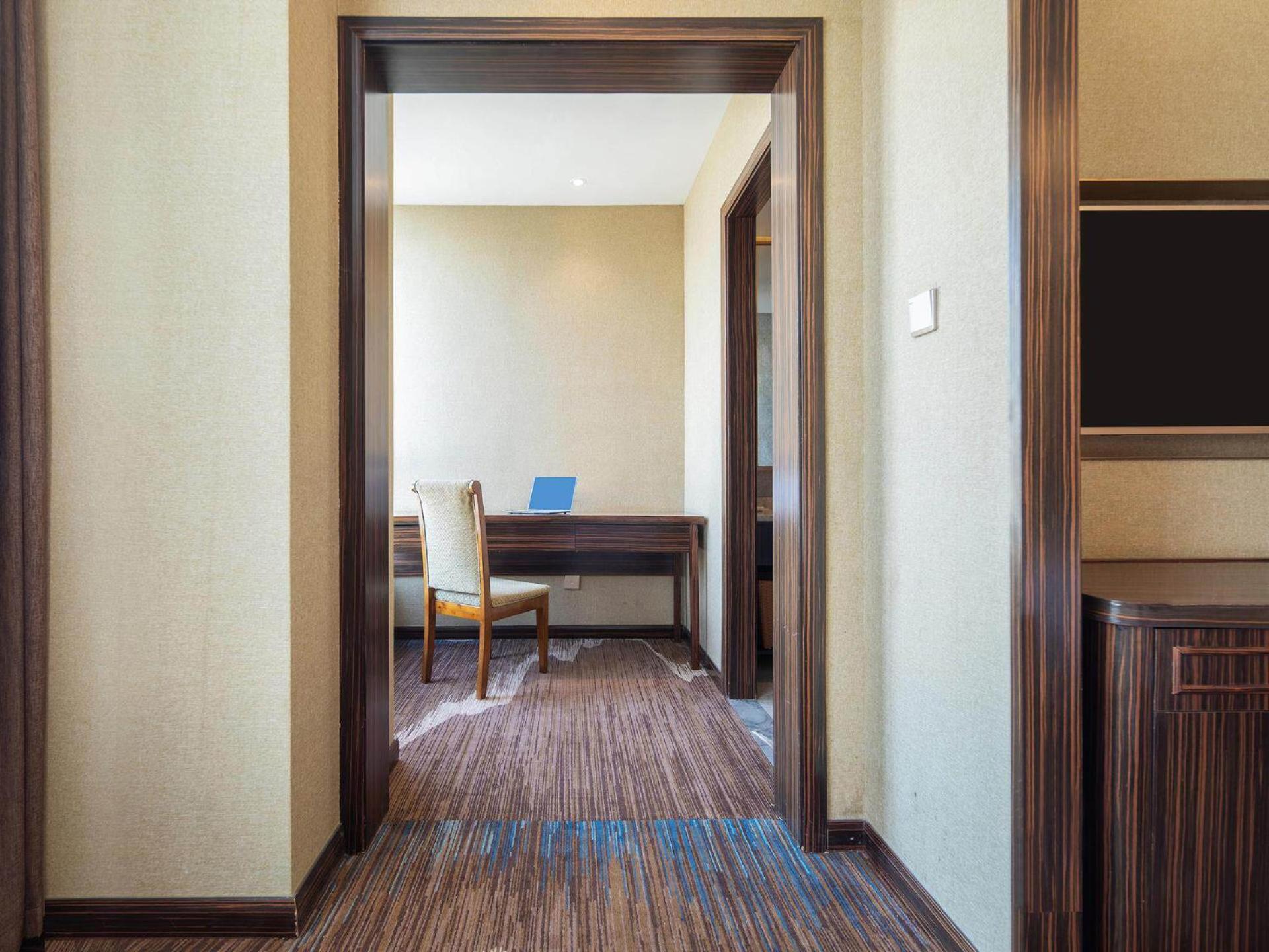 Honorable Double Room With City View