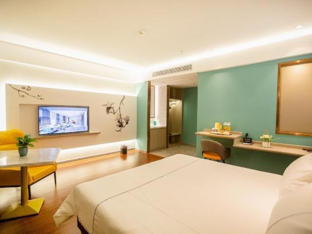 Zero Pressure - Elegant Suite without Window photo 1
