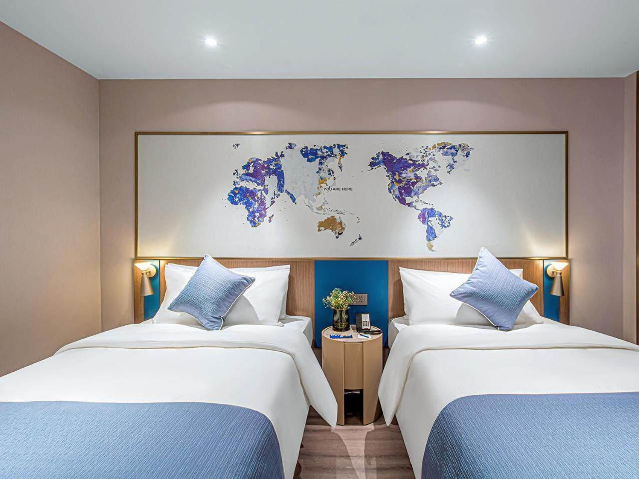 Premium Twin Room With City View