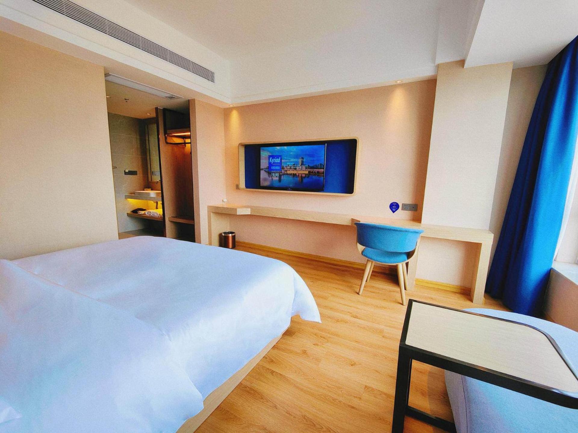 Premier Double Room with City View
