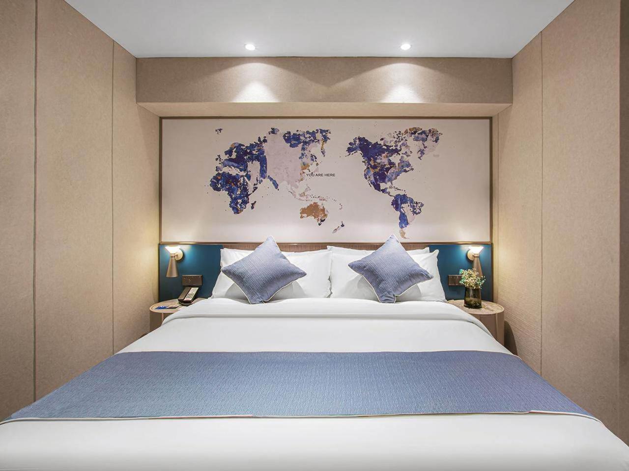 Deluxe Double Room With City View