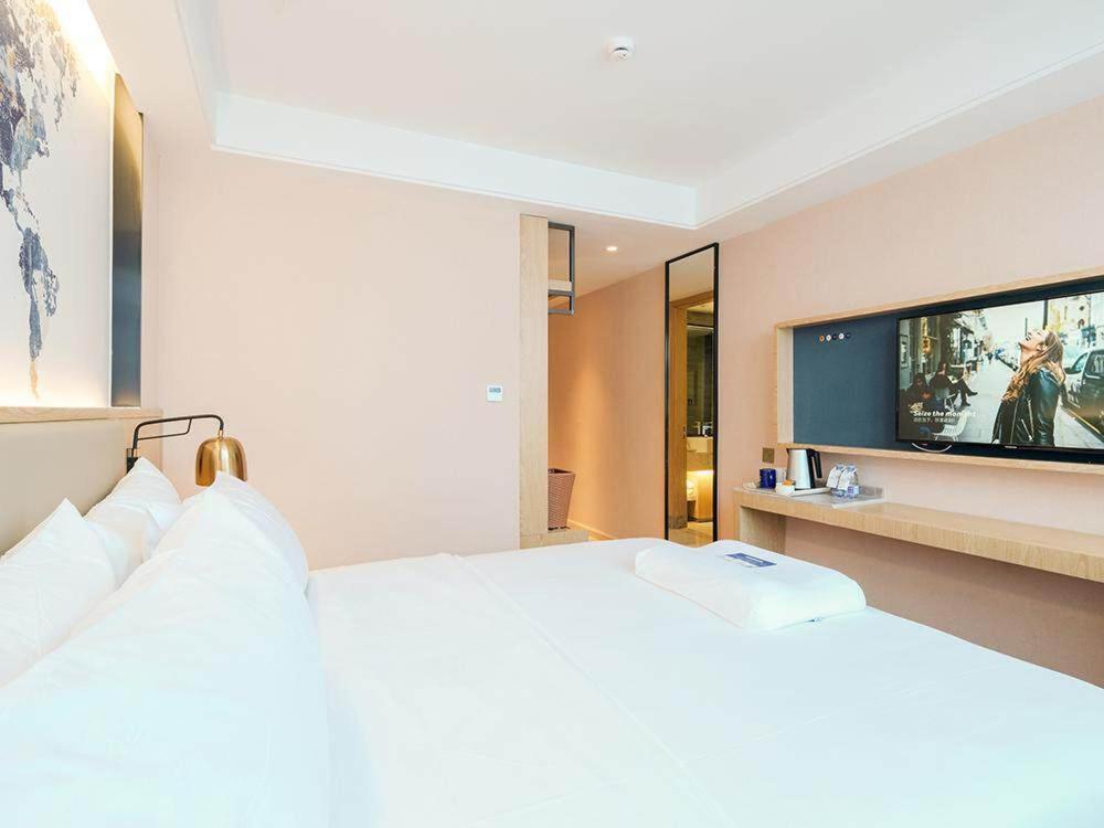 Light Double Room