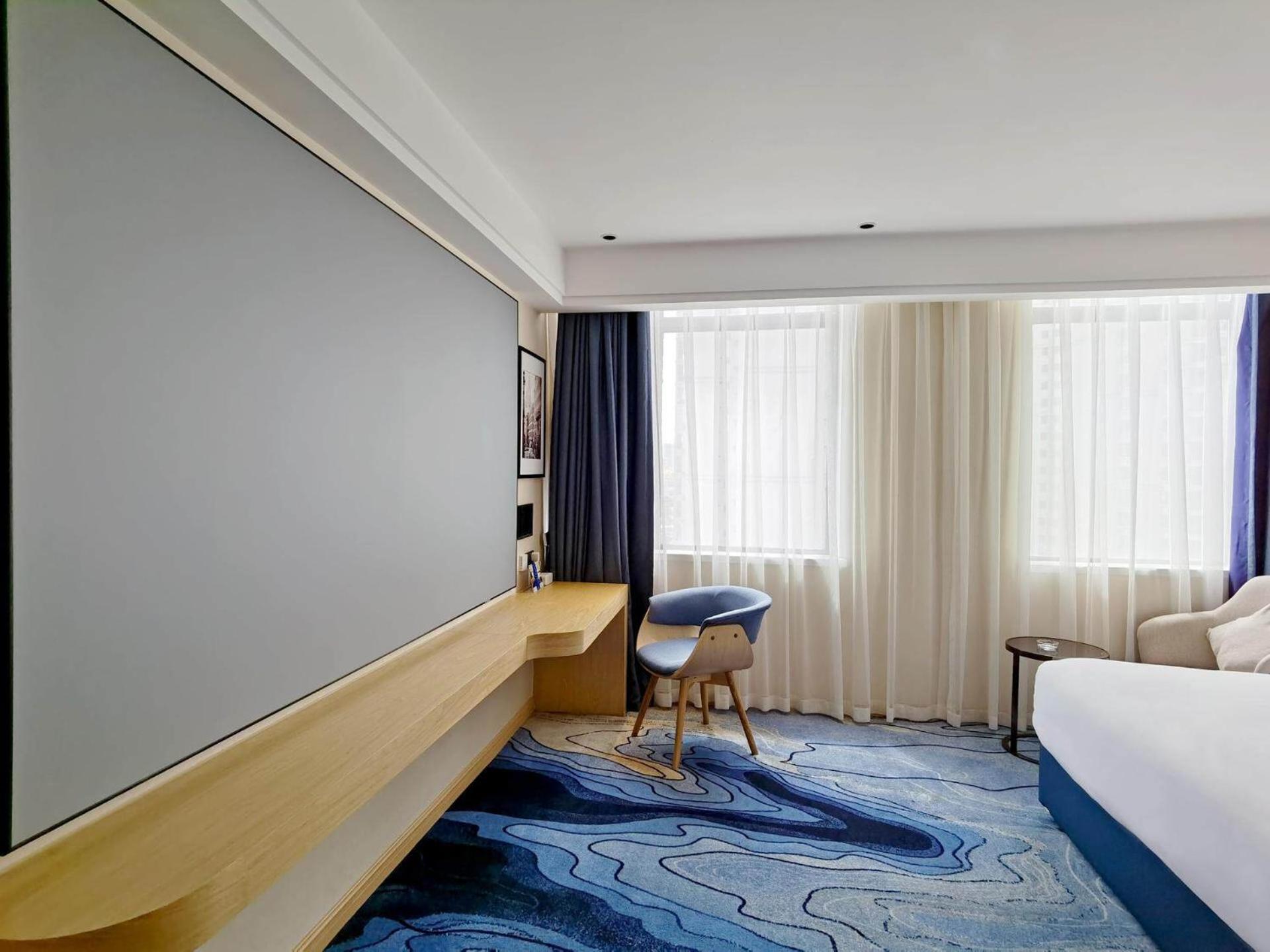 Superior Double Room with Audio photo 1