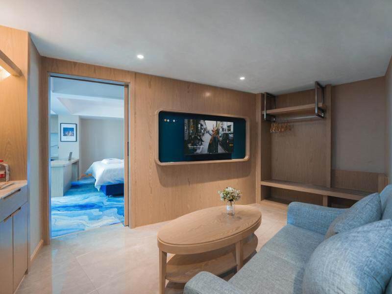 Premier Suite