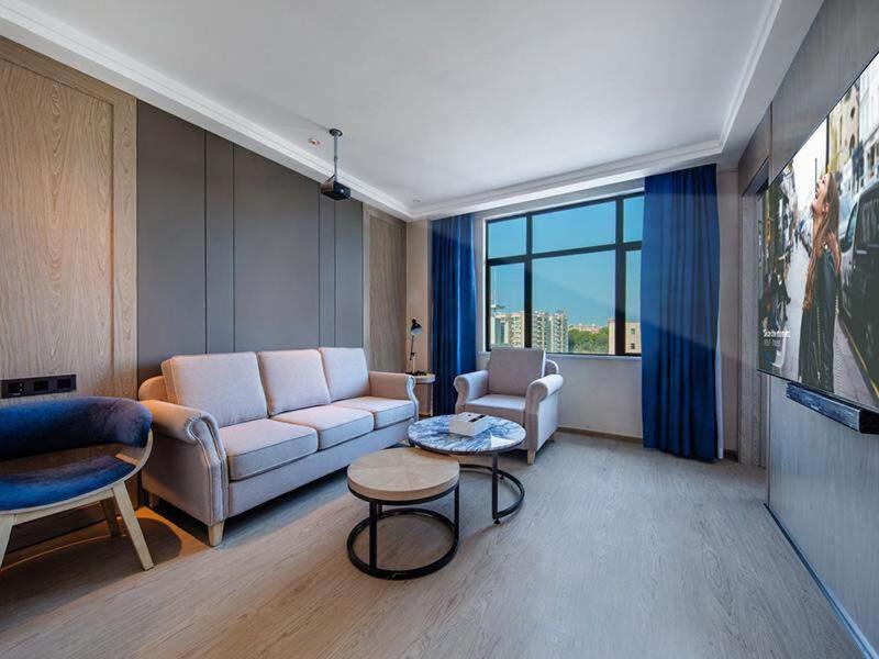 Premier Suite