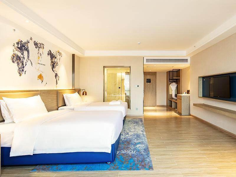 Superior Twin Room with View