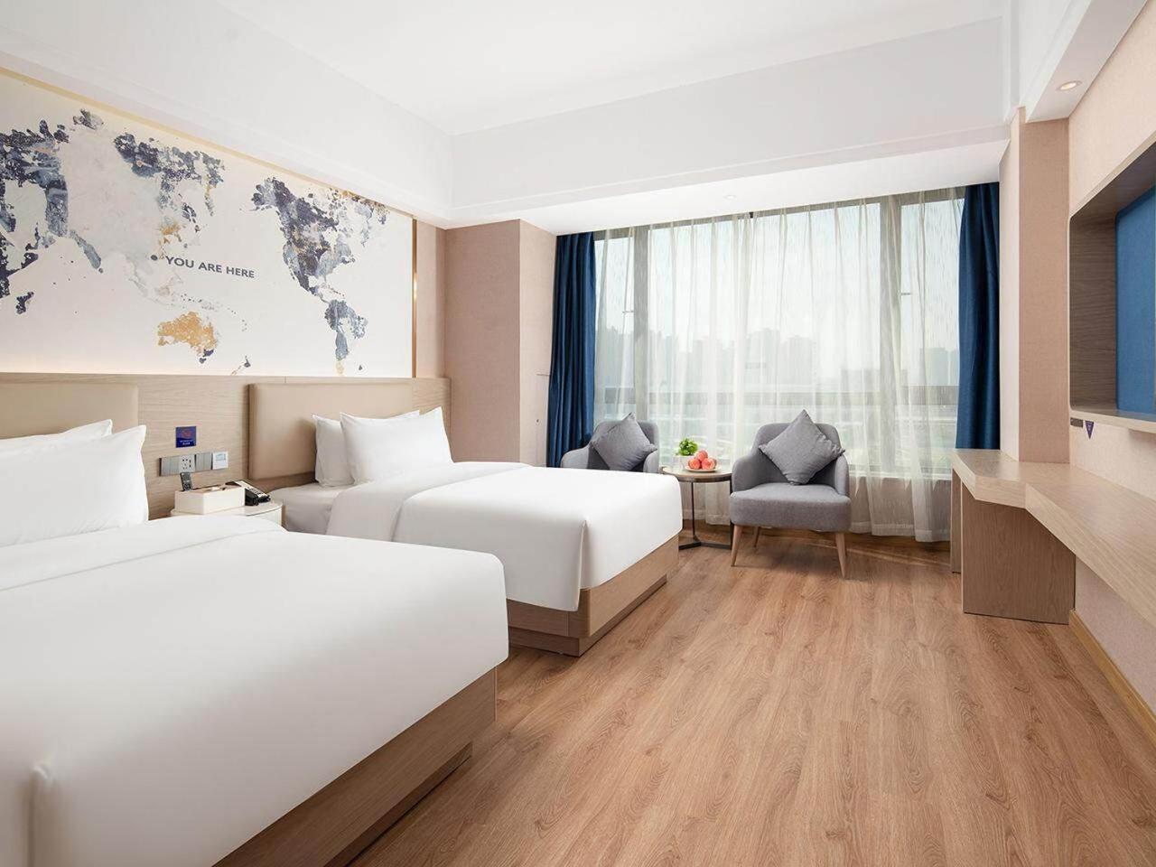 Premium Twin Room with City View