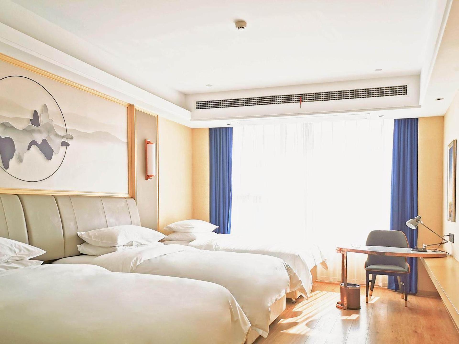Deluxe Triple Room photo 1