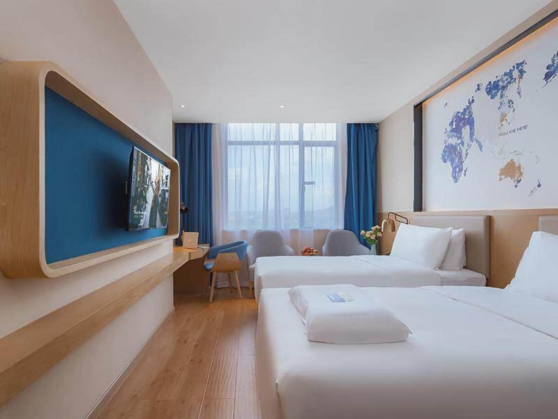 Light Twin Room