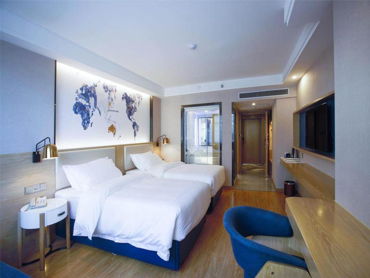 Premier Twin Room photo 3