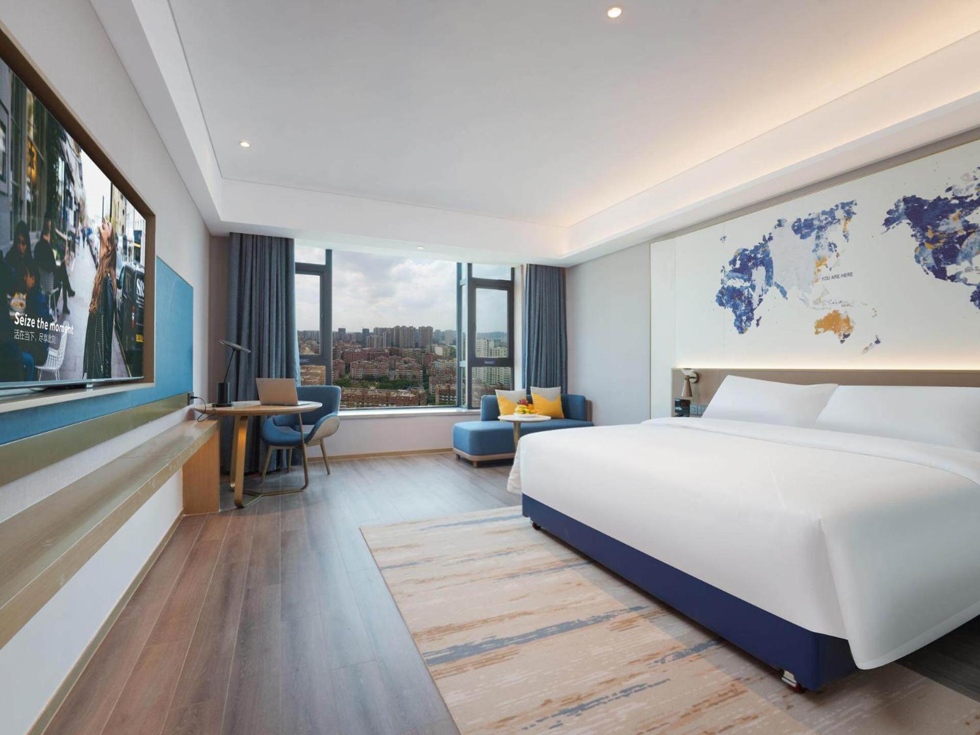 Premier Double Room with City View photo 3
