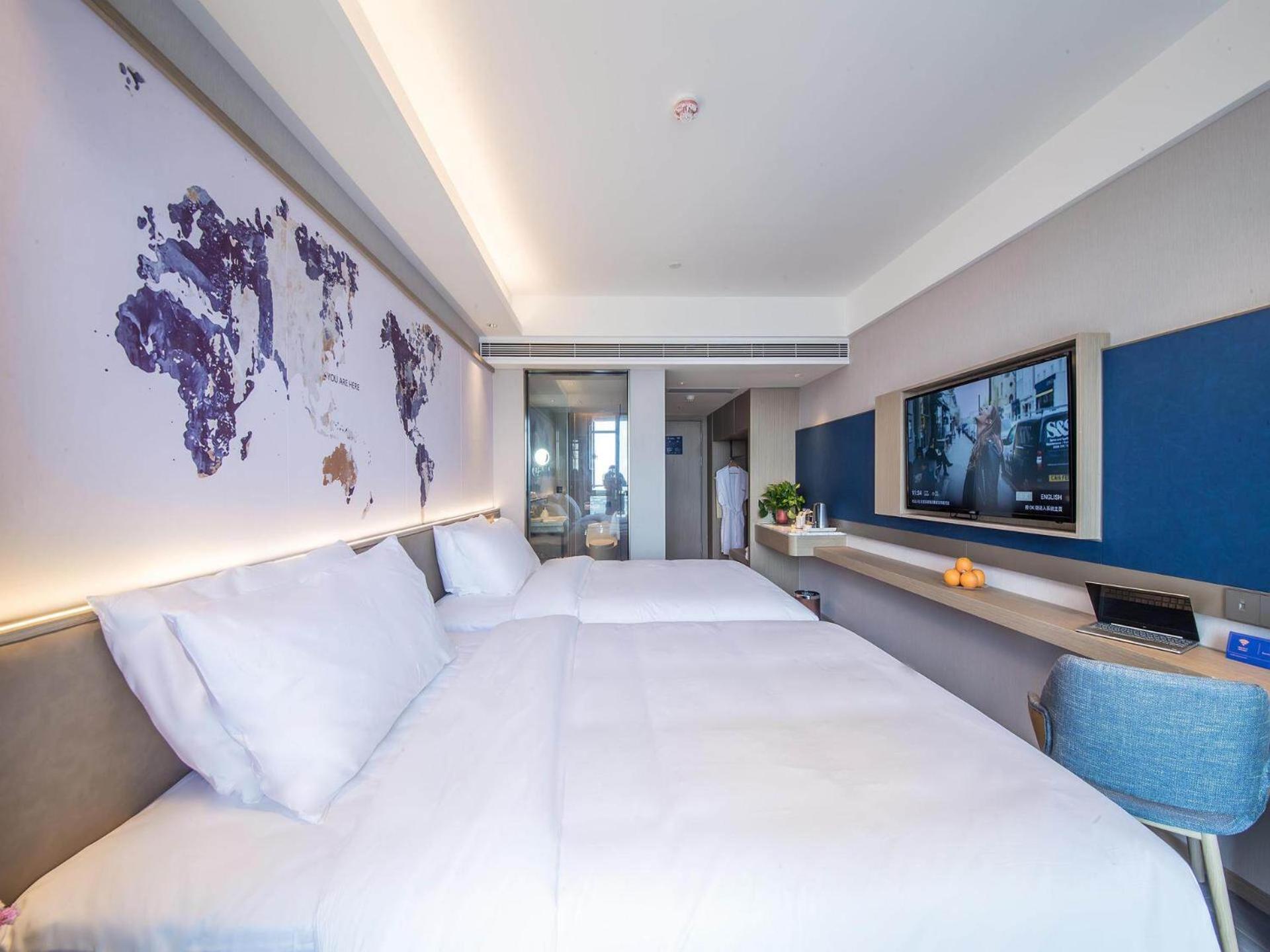 Premier Twin Room photo 2