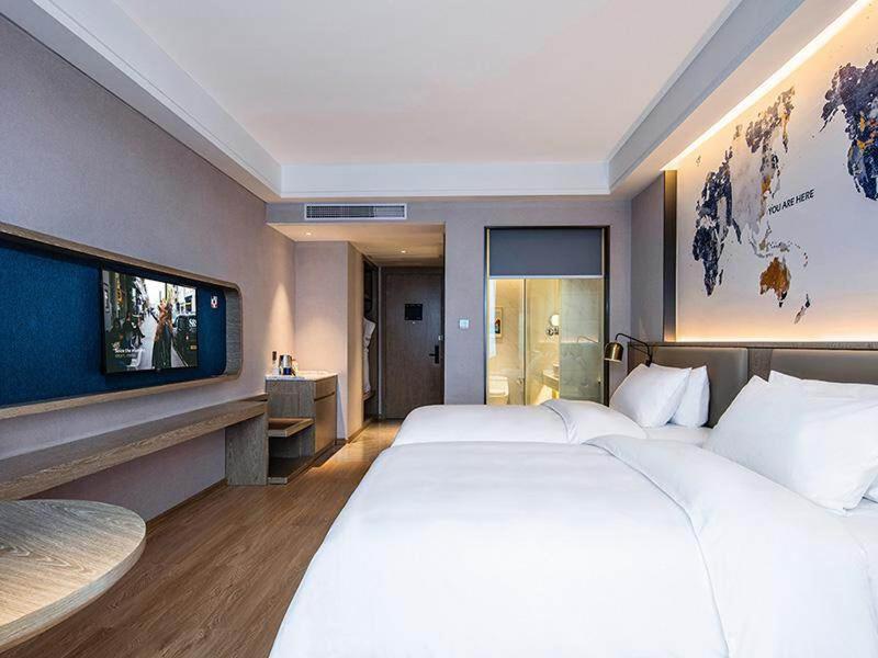 Premier Twin Room photo 3