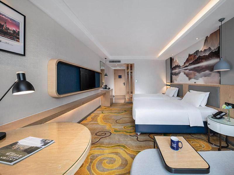 Premier Twin Room photo 2