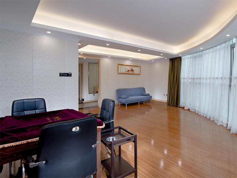 Suite with Mah-jongg  photo 1