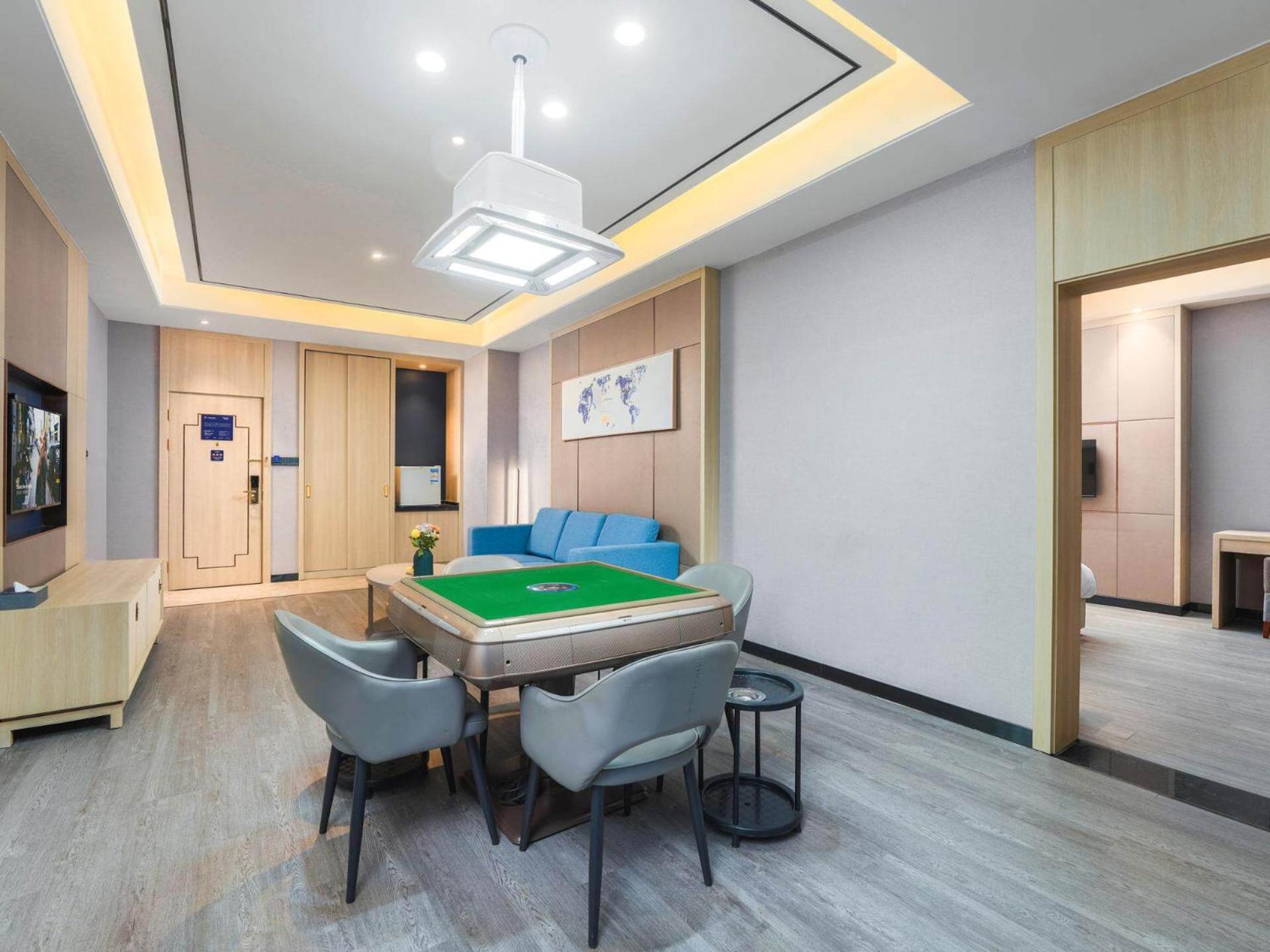 Premier Suite with Mah-jongg photo 1