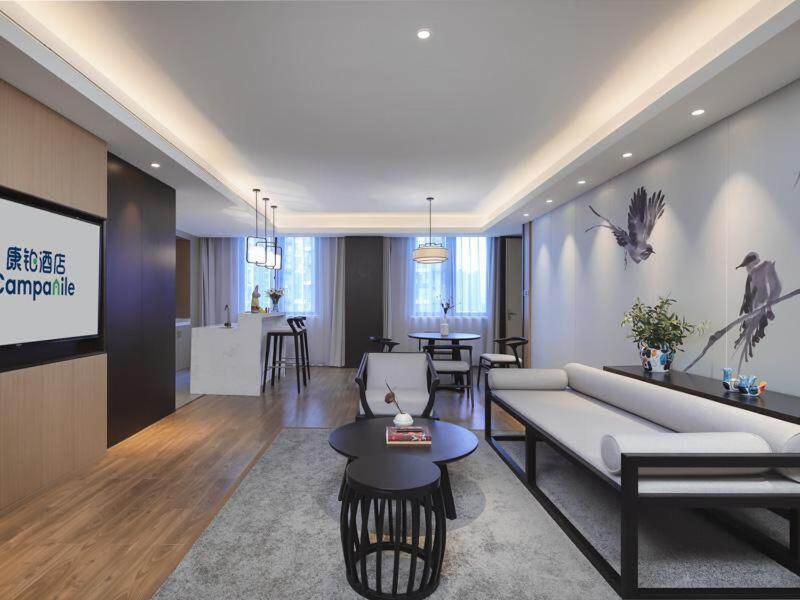 Elite Suite