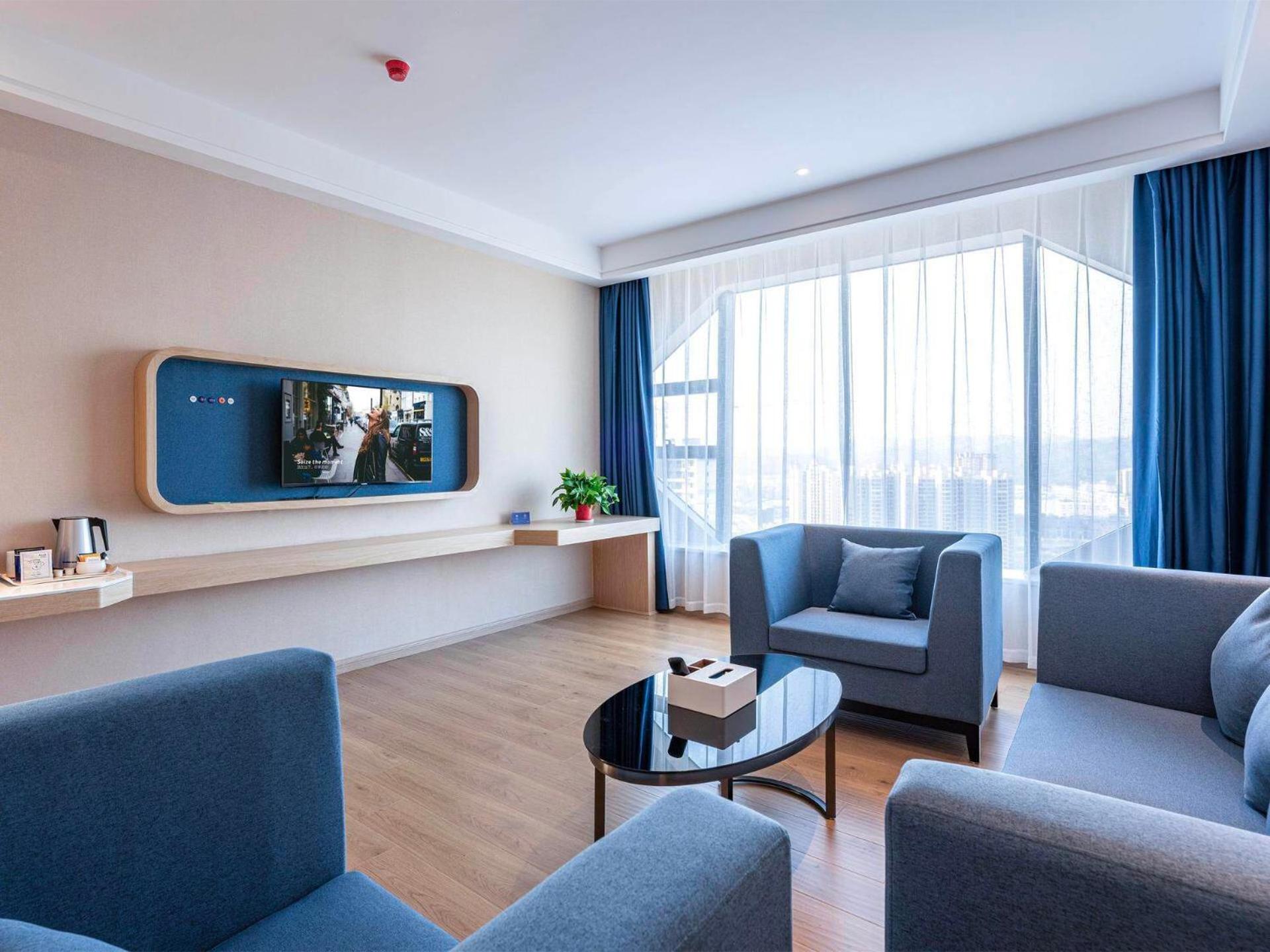 Premier Suite photo 2