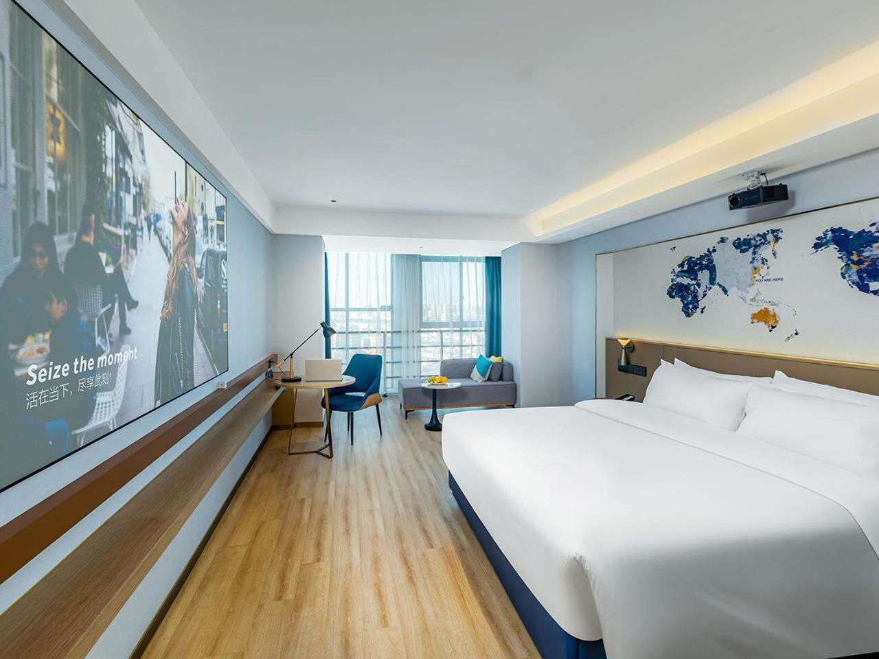 Premier Double Room With Audio photo 1