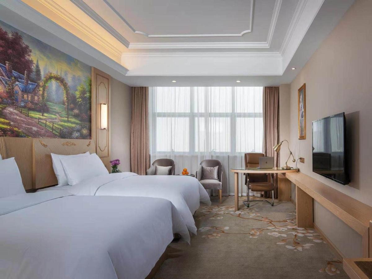 Standard Twin Room photo 1