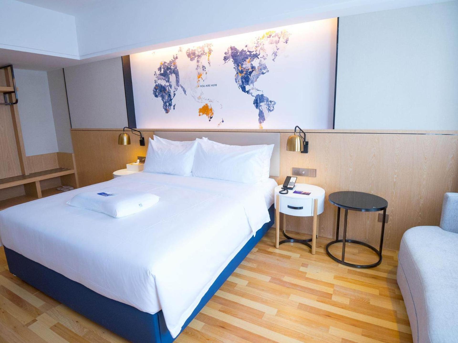 Honorable Suite photo 2