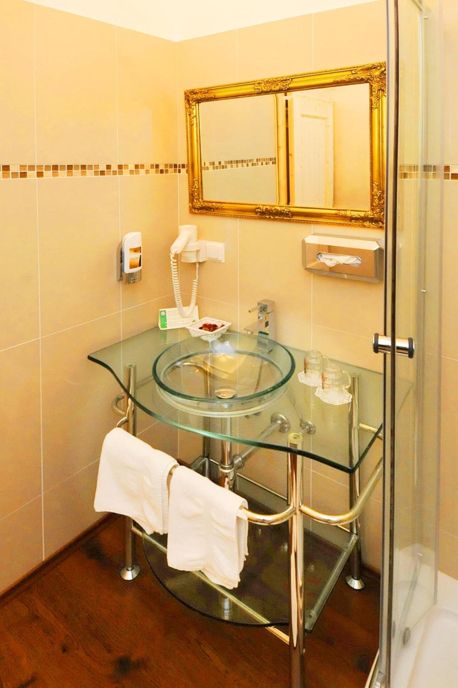 Single Room photo 2
