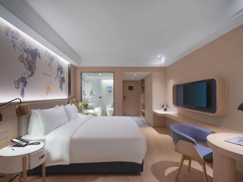 Digital Double Room