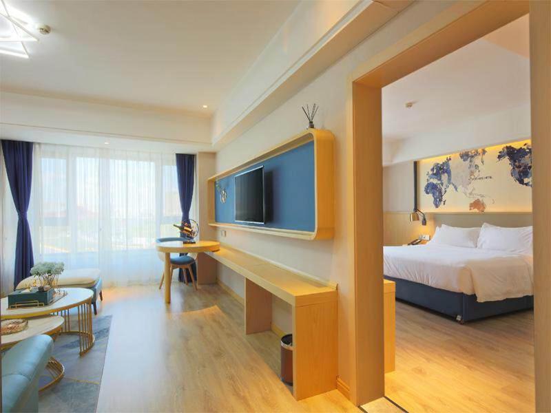 Honourable Suite With View photo 3