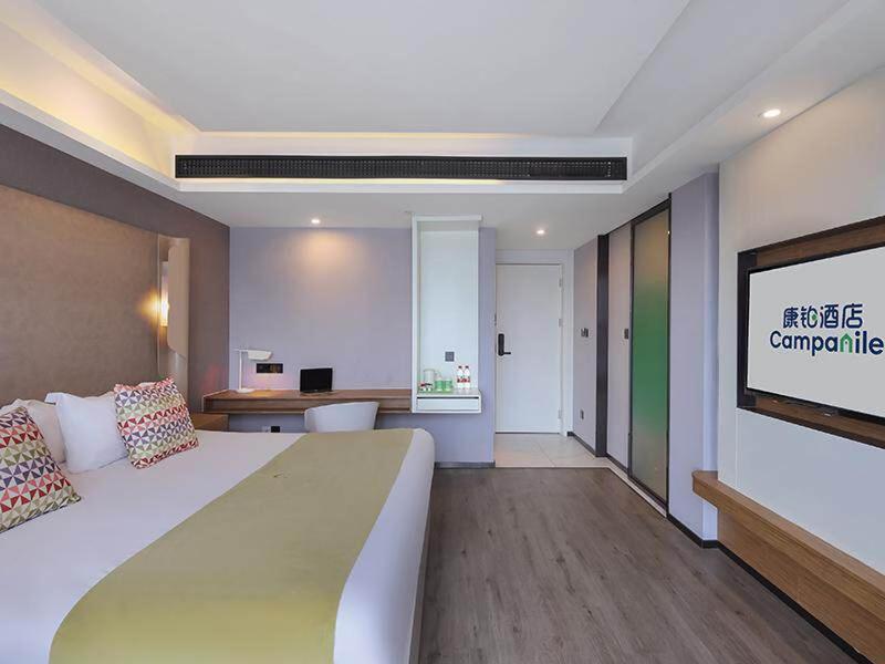 Deluxe Business Suite photo 3
