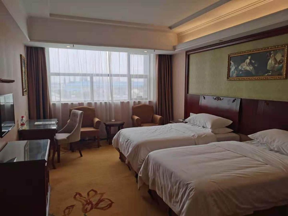 Business Twin Room photo 2
