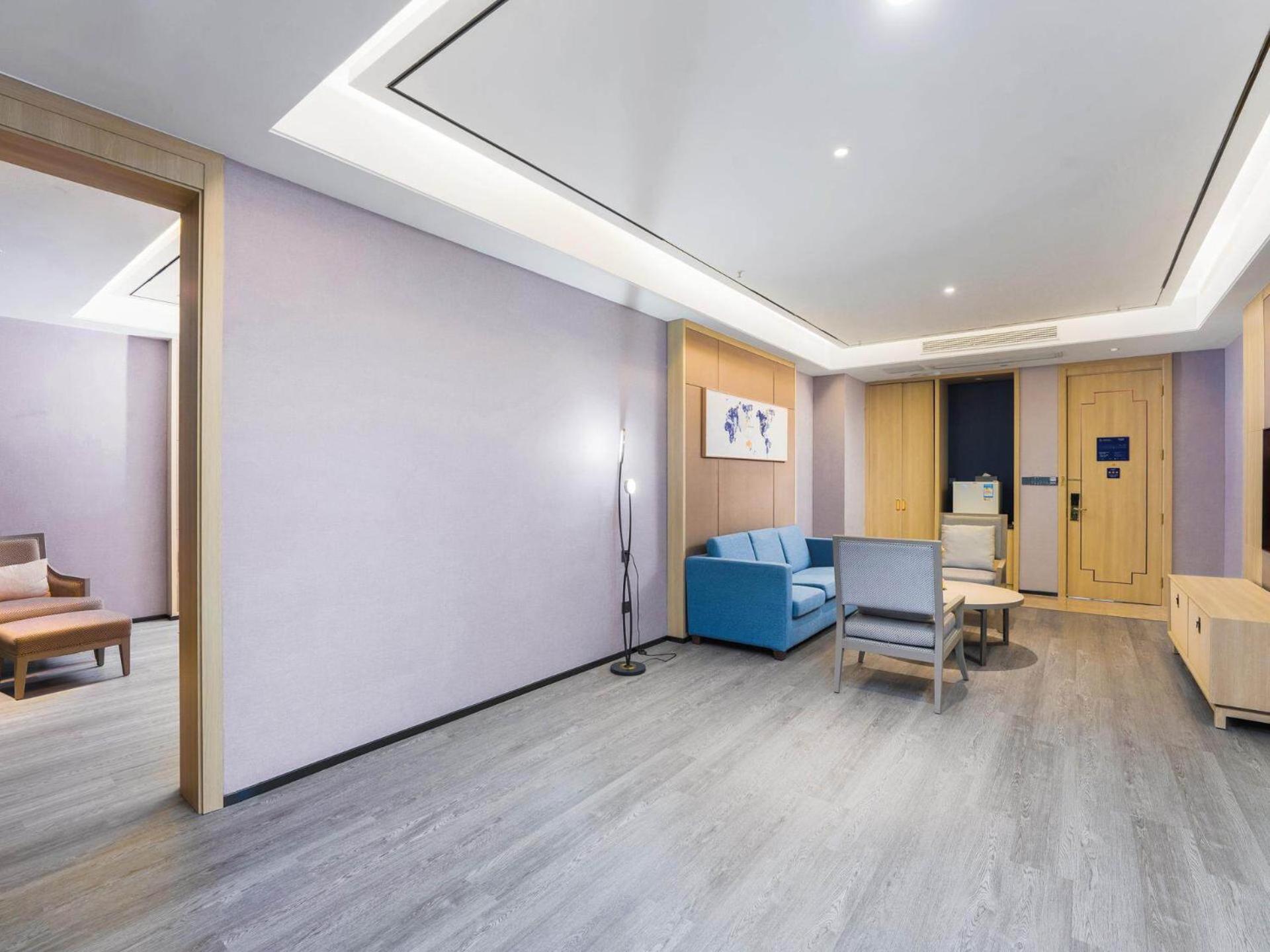 Premier Suite with Mah-jongg photo 2