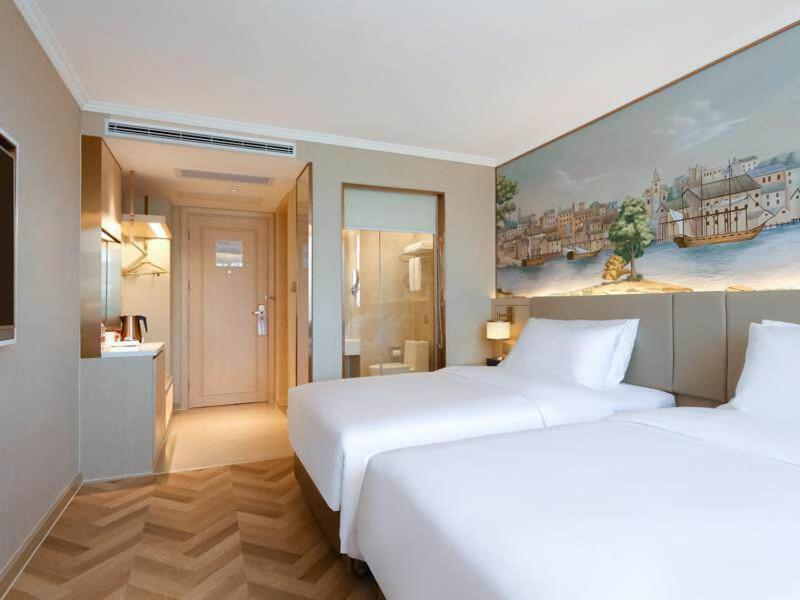 Twin Room with Lake View