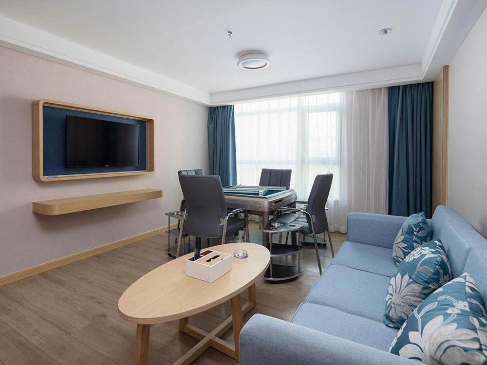 Premier Suite photo 1