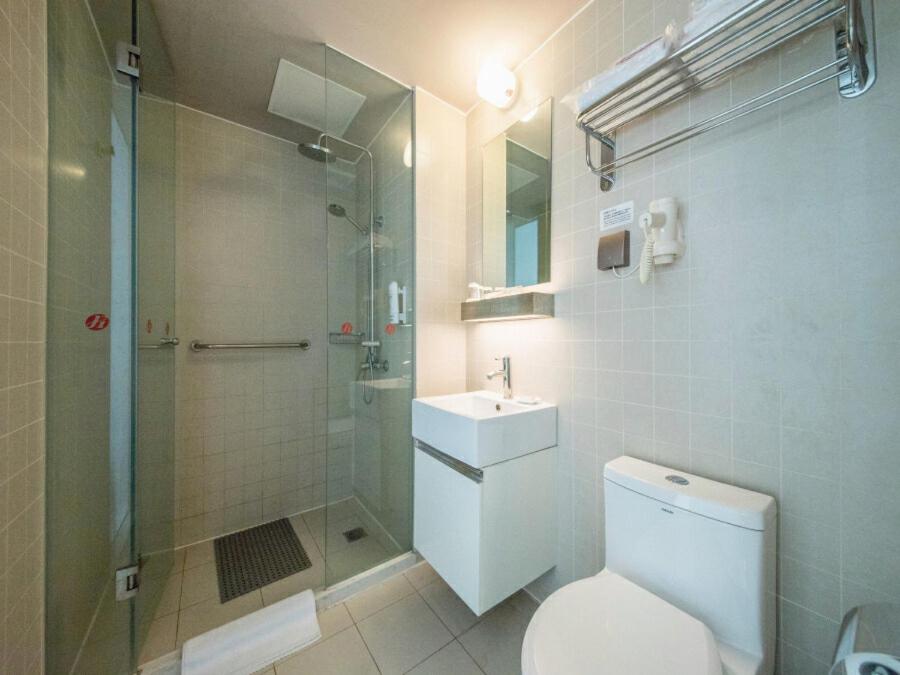 Business Twin Room A photo 2