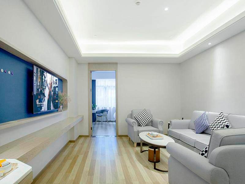 Premier Suite photo 3