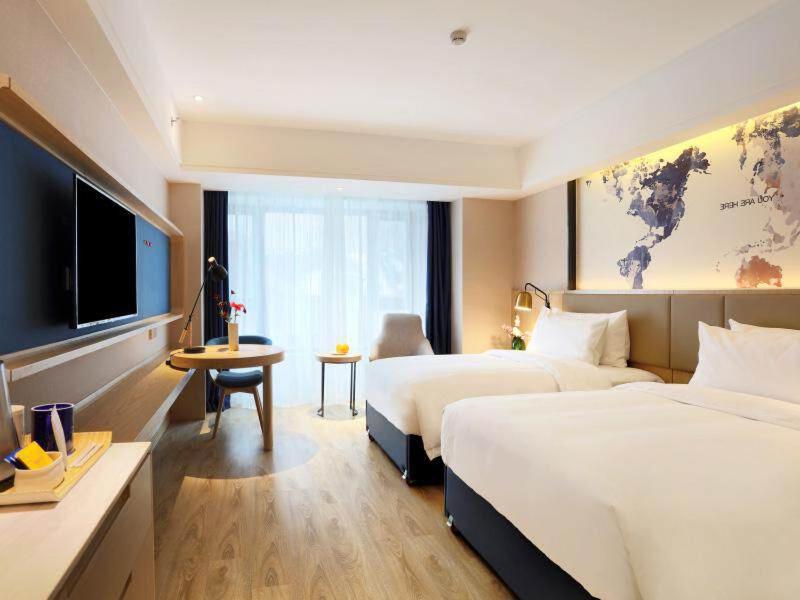 Premier Twin Room photo 2