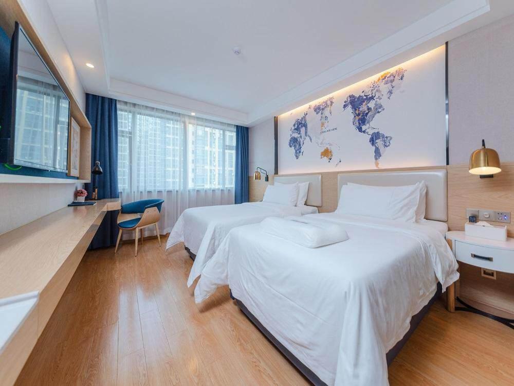 Premier Twin Room photo 2